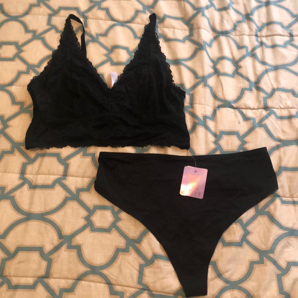 Savage x Fenty Lace Bralette & High Waist Thong